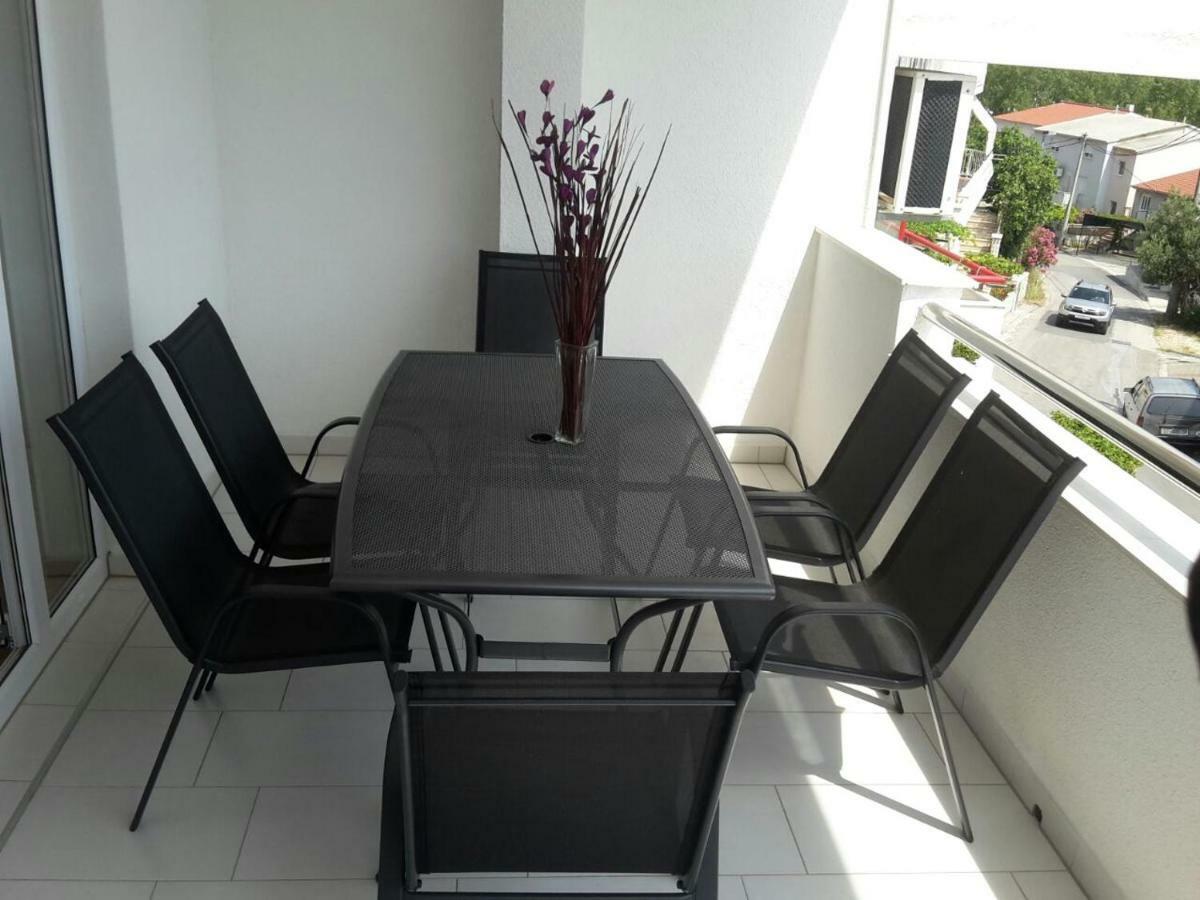 Apartman Mira- Omiš Kültér fotó
