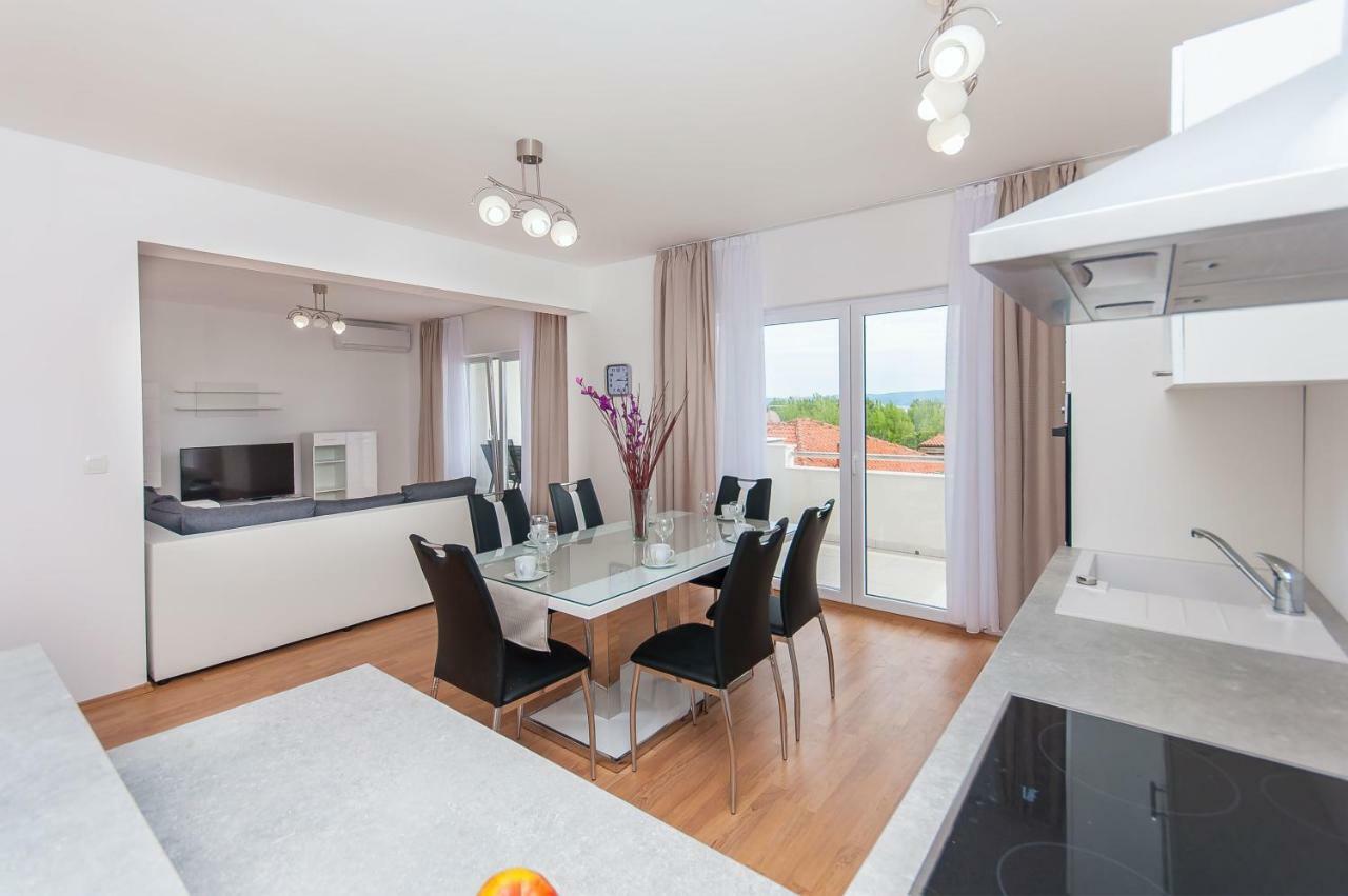 Apartman Mira- Omiš Kültér fotó